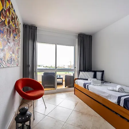 Golden - Ar De Pera, Algarve Армасан-де-Пера