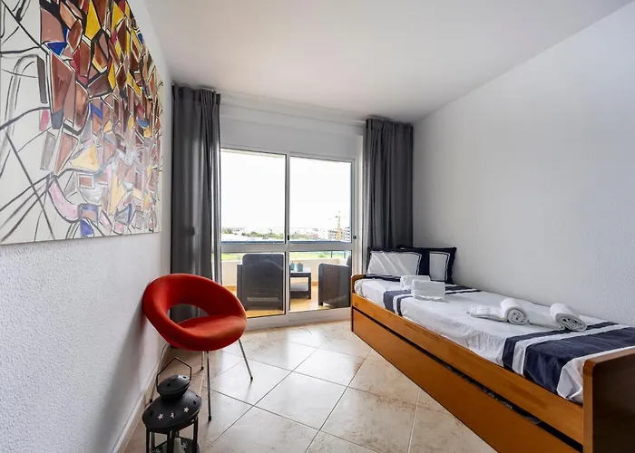 Golden - Ar De Pera, Algarve Armação de Pêra